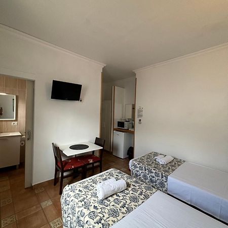 Apartamentos Y Habitaciones Villa Marina La Caleta  Eksteriør billede