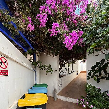 Apartamentos Y Habitaciones Villa Marina La Caleta  Eksteriør billede