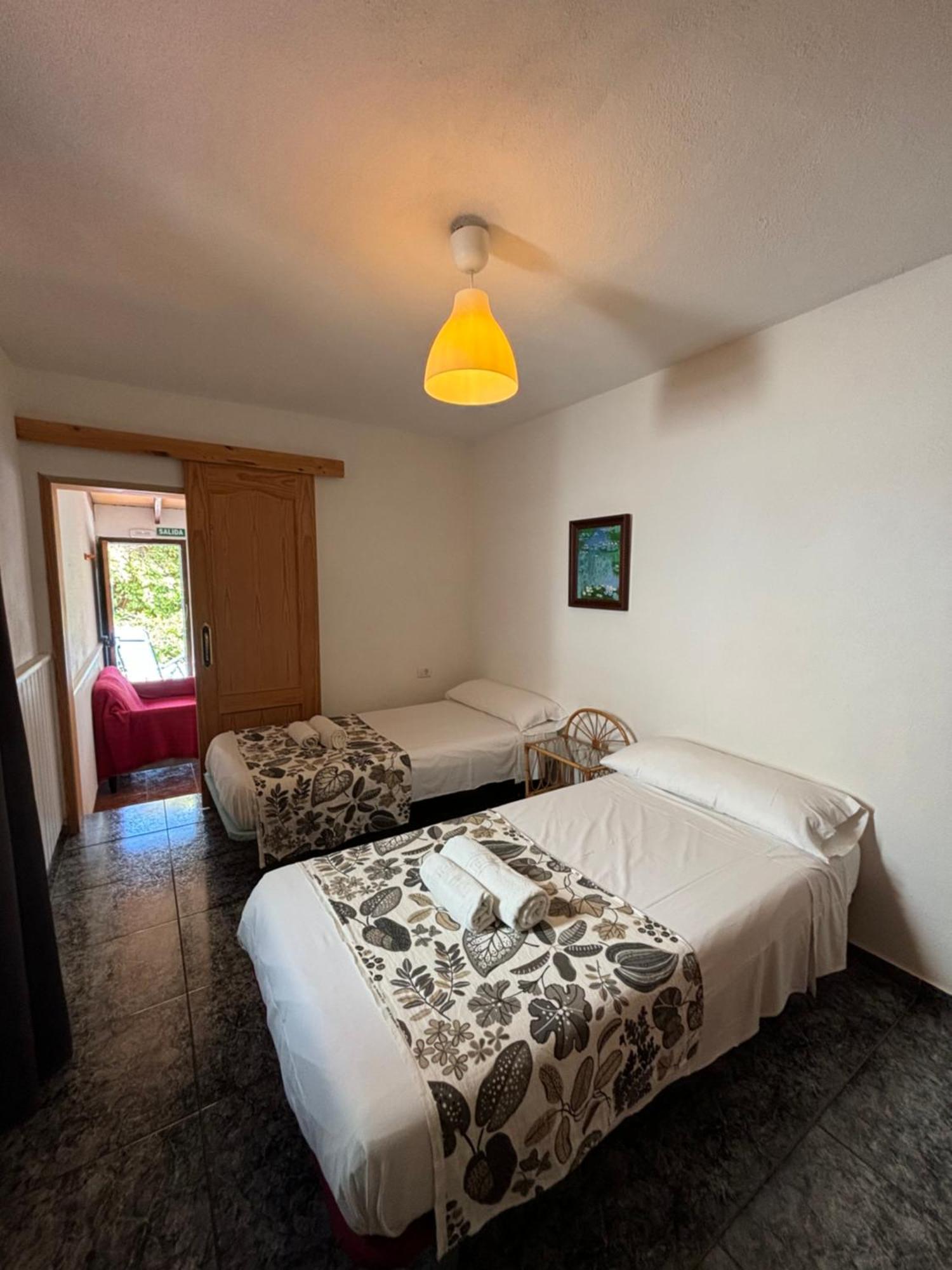 Apartamentos Y Habitaciones Villa Marina La Caleta  Eksteriør billede