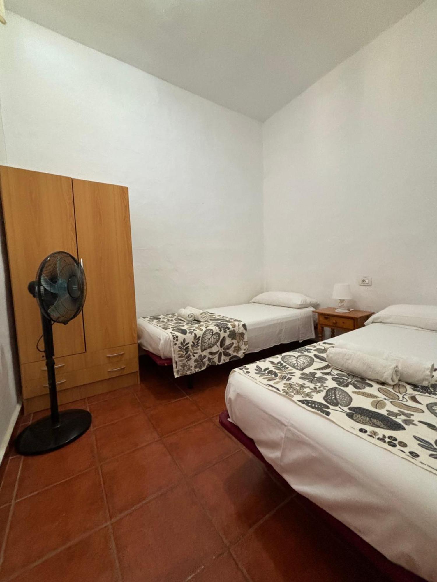 Apartamentos Y Habitaciones Villa Marina La Caleta  Eksteriør billede