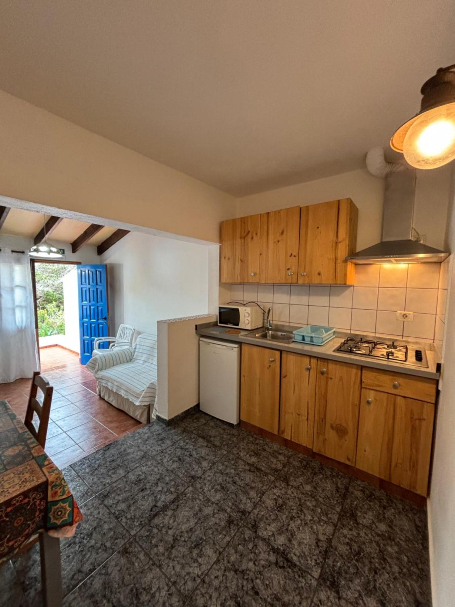 Apartamentos Y Habitaciones Villa Marina La Caleta  Eksteriør billede