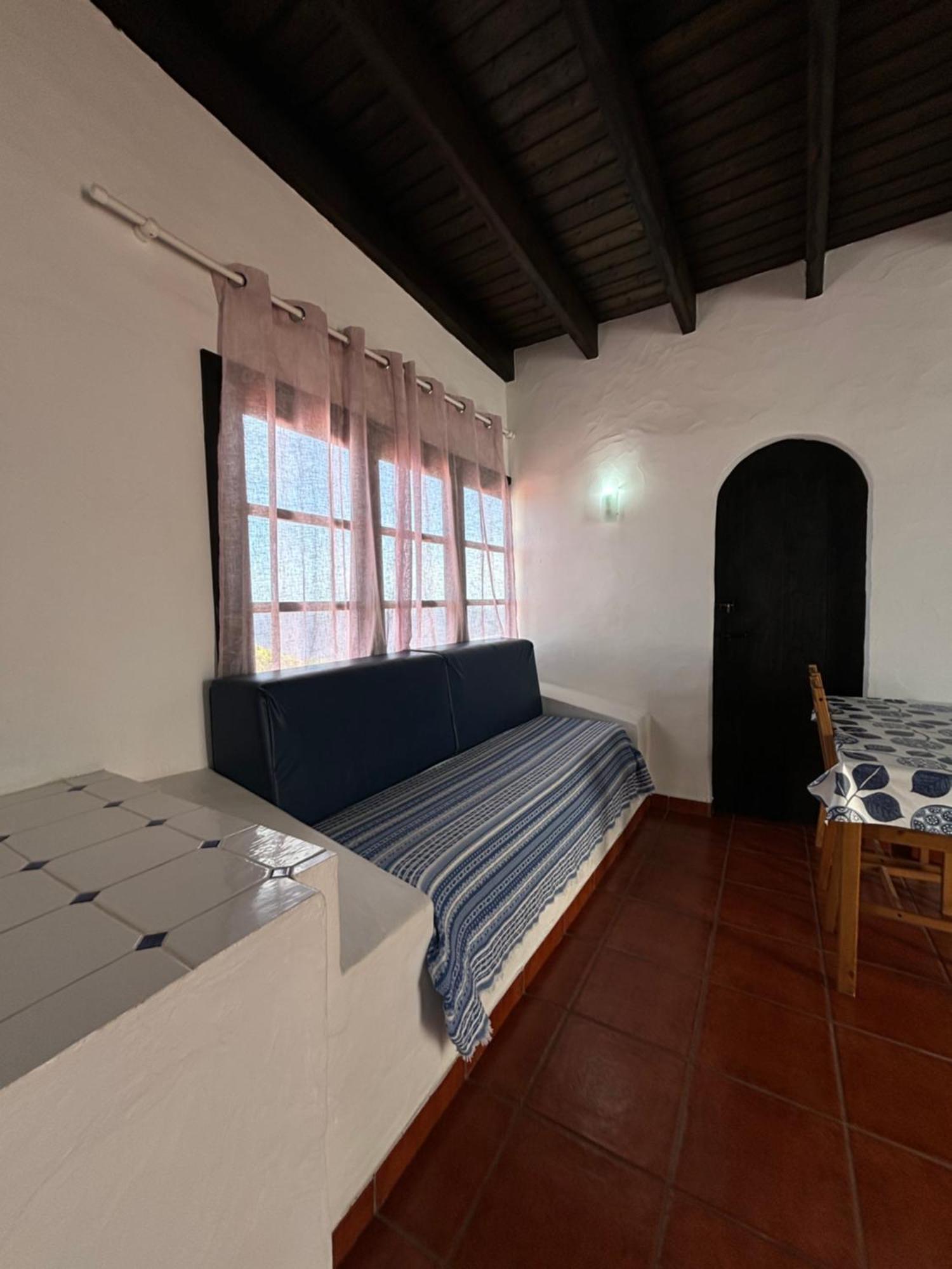 Apartamentos Y Habitaciones Villa Marina La Caleta  Eksteriør billede