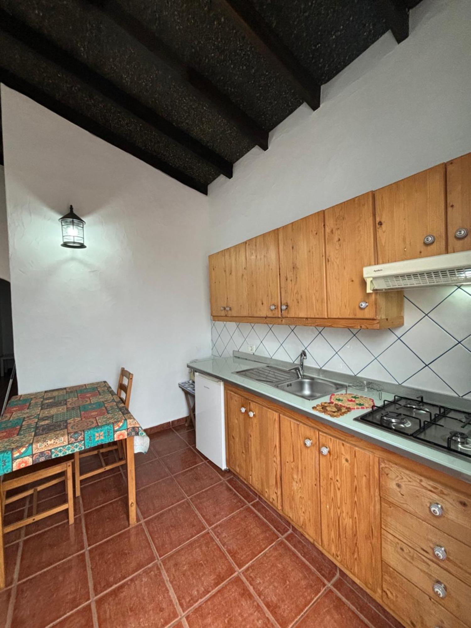 Apartamentos Y Habitaciones Villa Marina La Caleta  Eksteriør billede